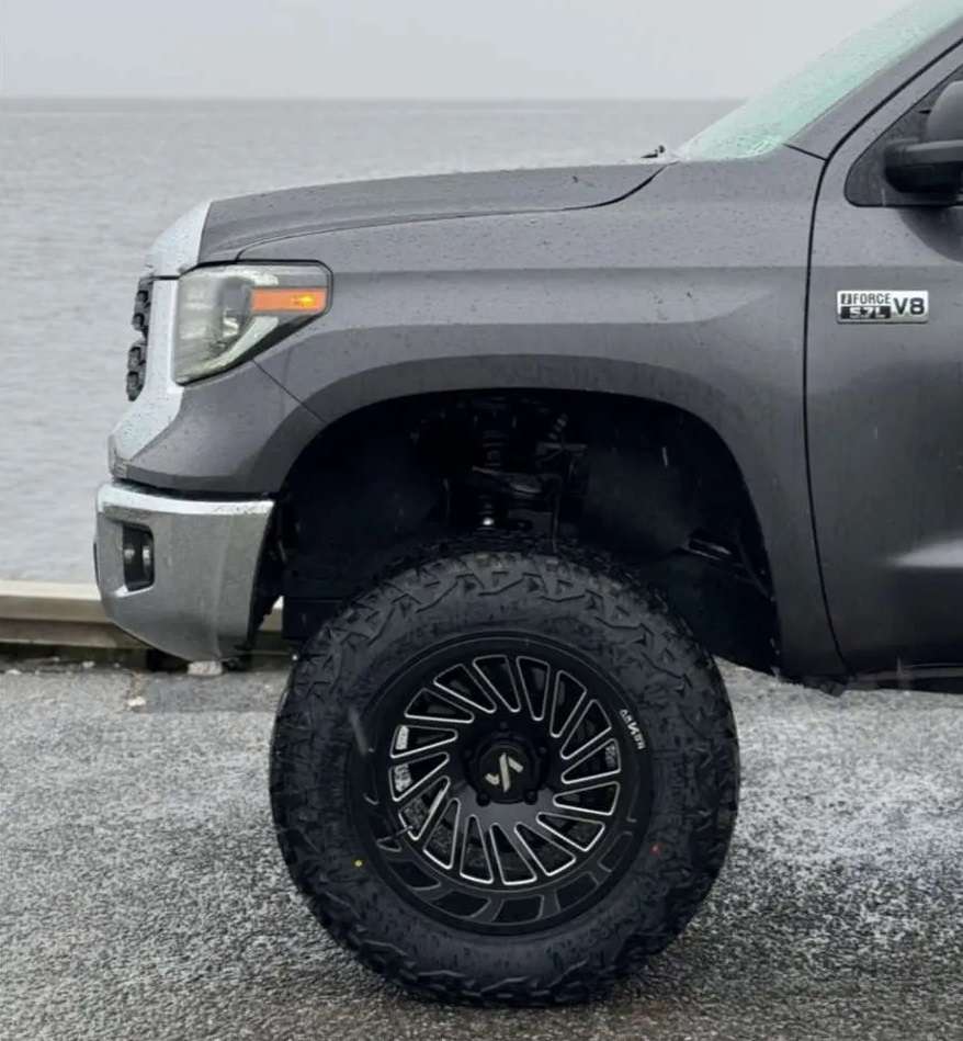 2020 Toyota Tundra - Image 5
