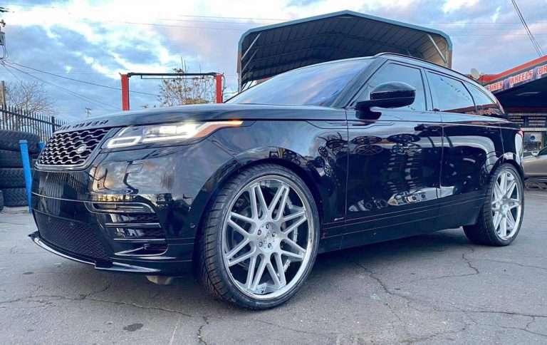 2018 Land Rover Range Rover Velar - Image 1