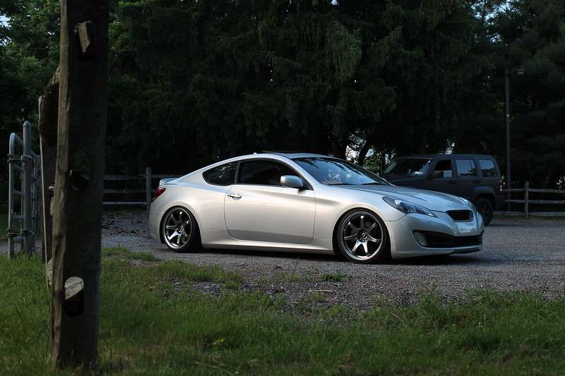 2010 Hyundai Genesis Coupe - Image 1