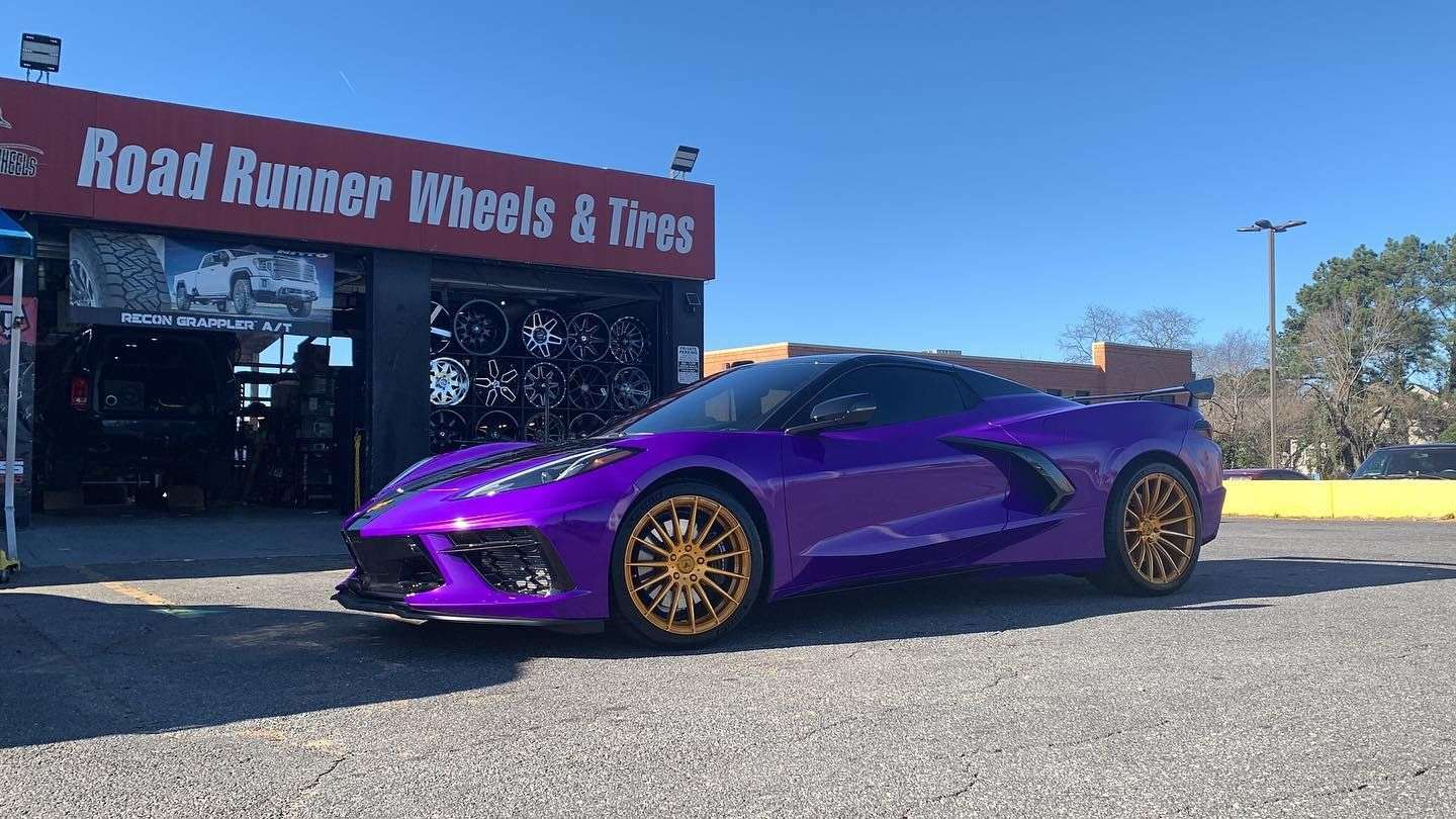 2022 Chevrolet Corvette - Image 2