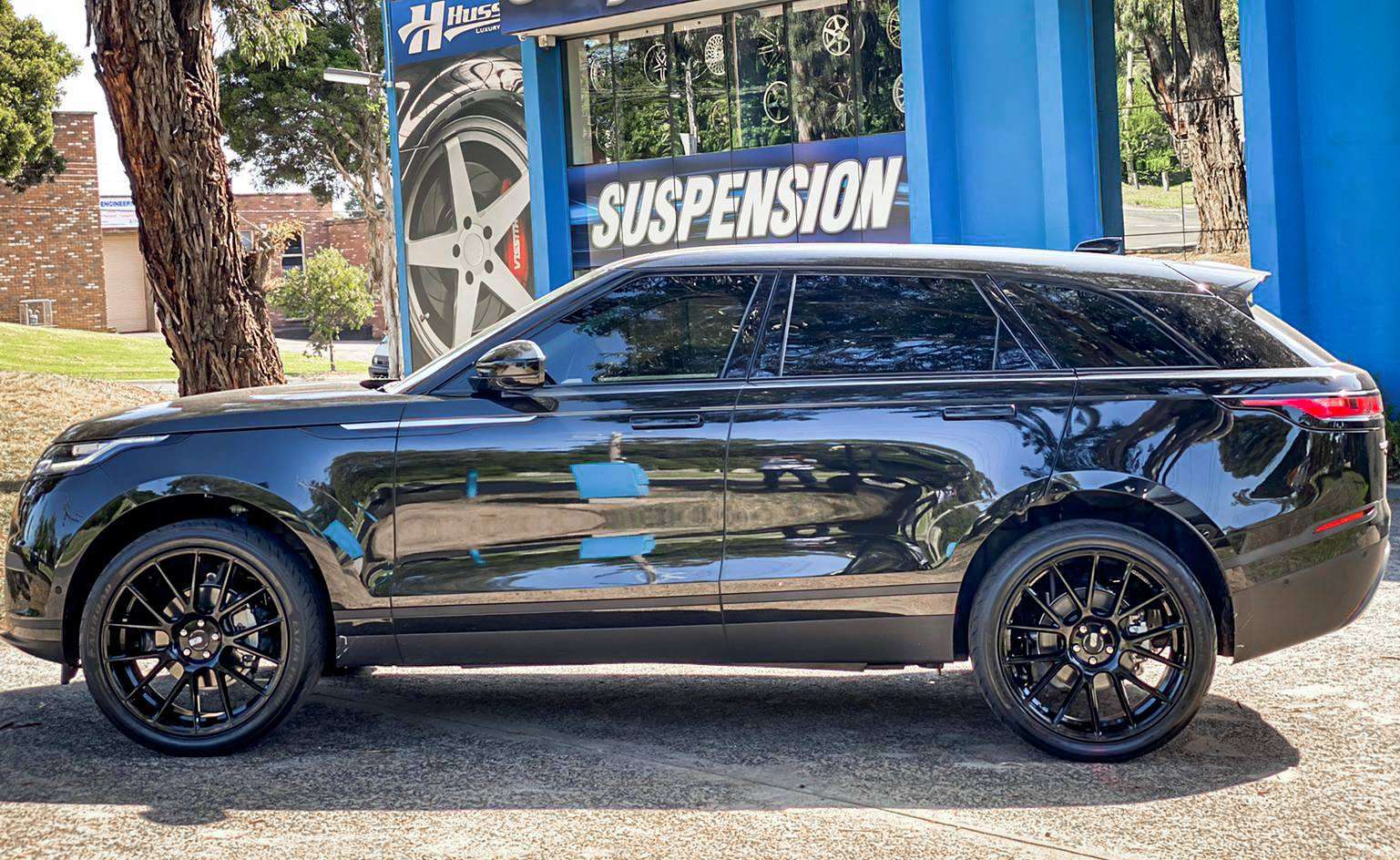 2018 Land Rover Range Rover Velar - Image 2