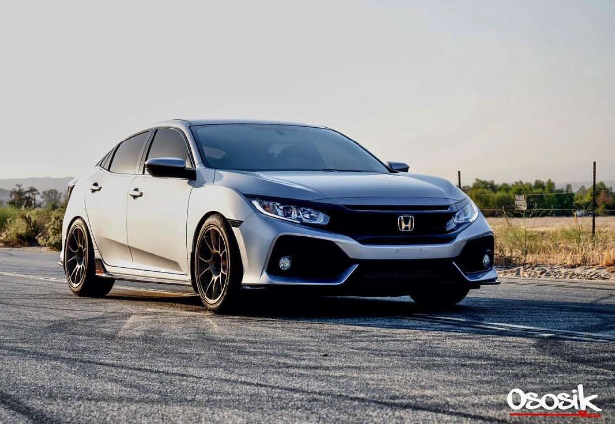 2017 Honda Civic - Image 1