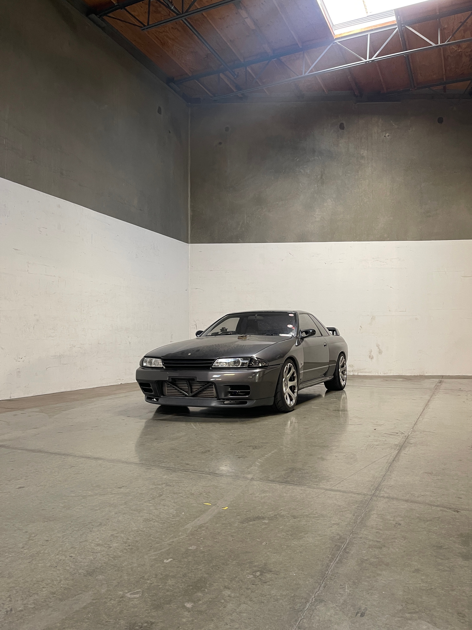 1990 Nissan Skyline - Image 3
