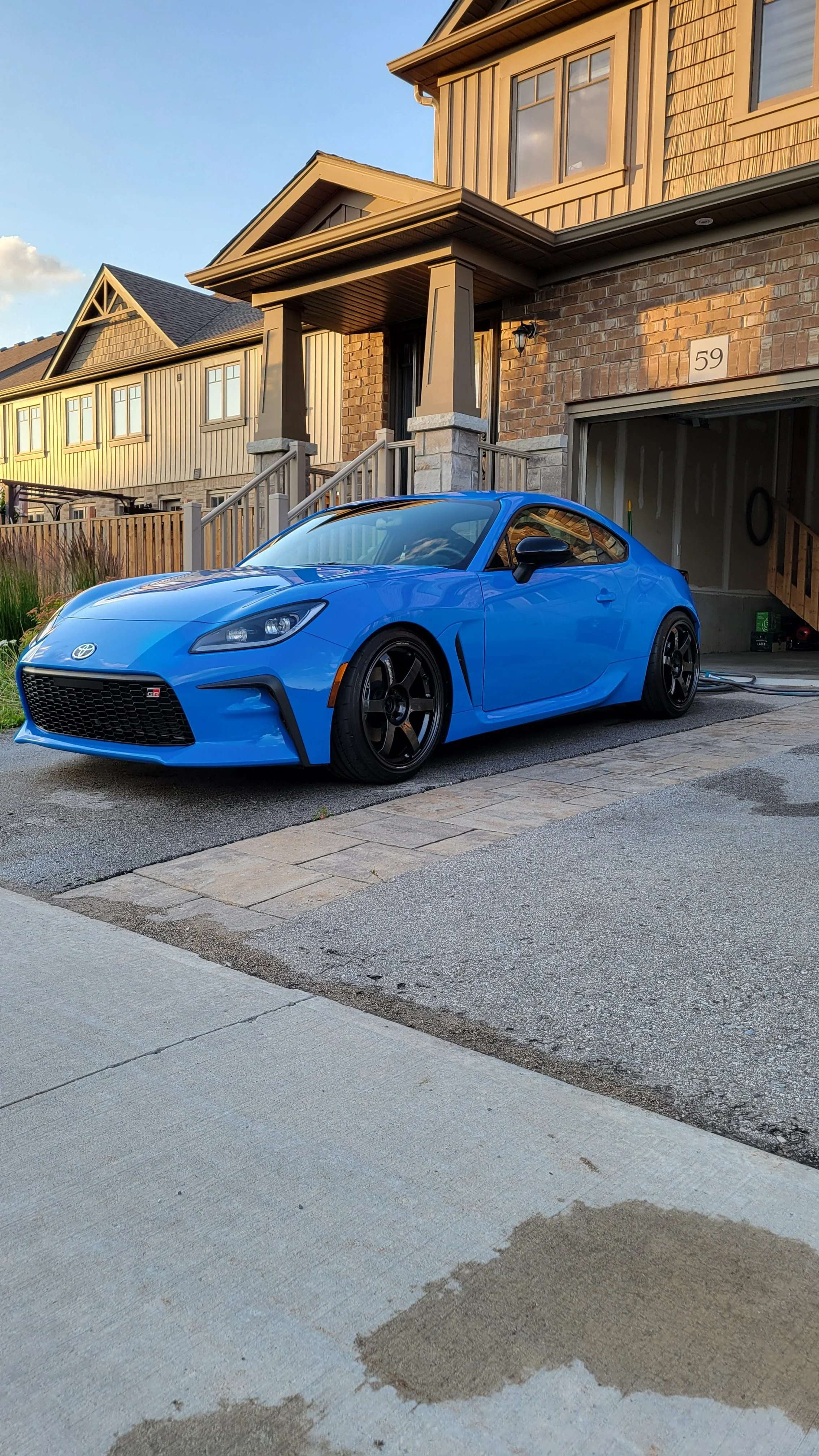 2022 Toyota GR86 - Image 2