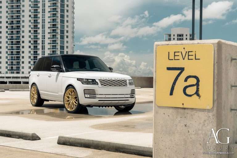 2020 Land Rover Range Rover - Image 1
