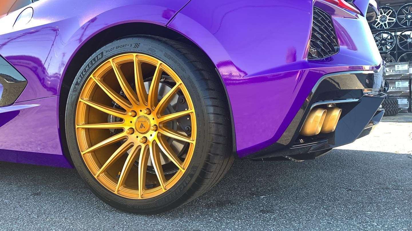 2022 Chevrolet Corvette - Image 5