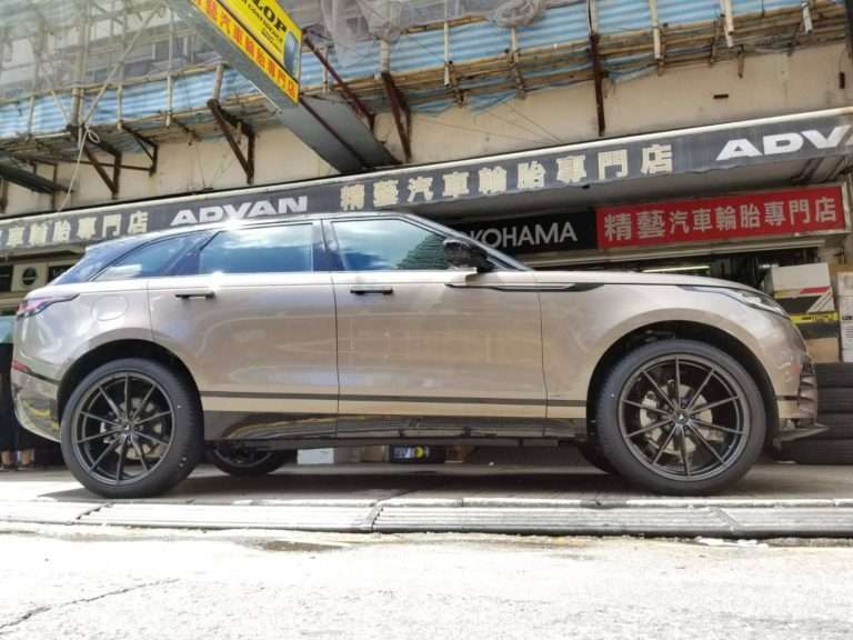 2019 Land Rover Range Rover Velar - Image 3