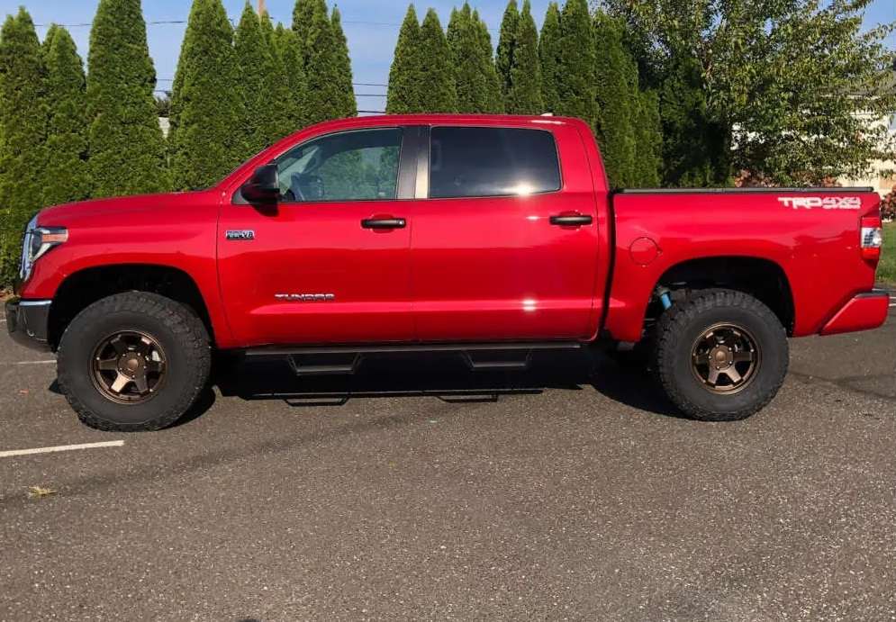 2020 Toyota Tundra - Image 2