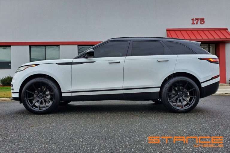 2021 Land Rover Range Rover Velar - Image 2
