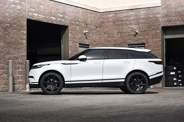 2021 Land Rover Range Rover Velar - Image 2