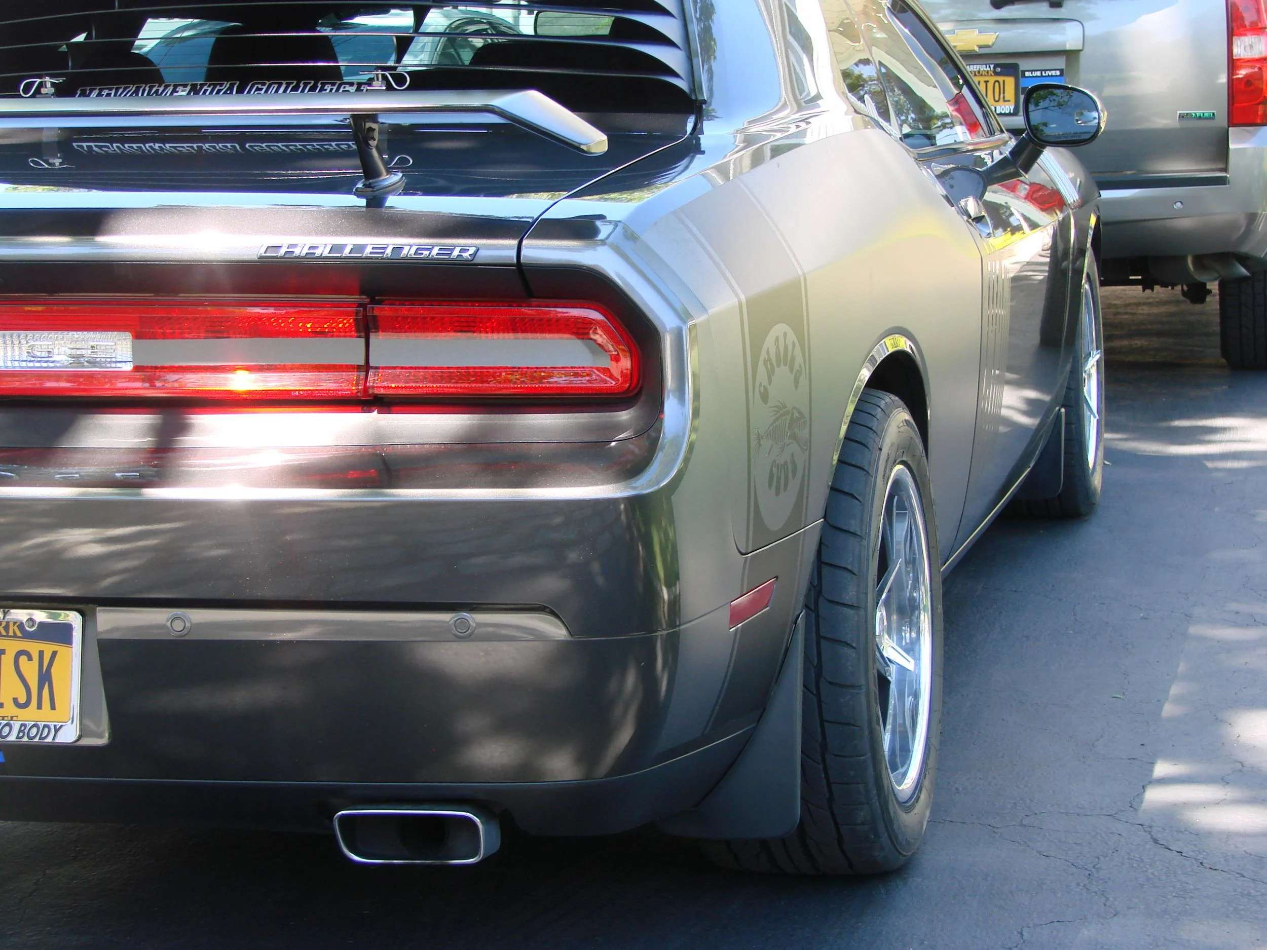 2014 Dodge Challenger - Image 3