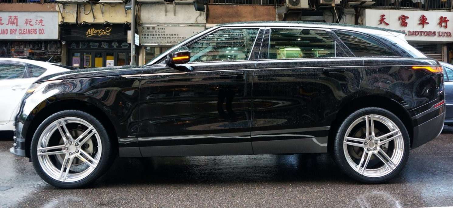 2019 Land Rover Range Rover Velar - Image 2