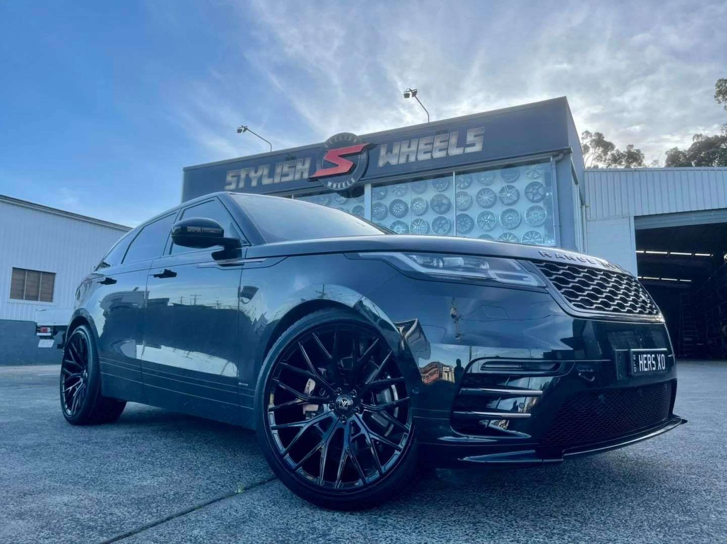 2018 Land Rover Range Rover Velar - Image 1