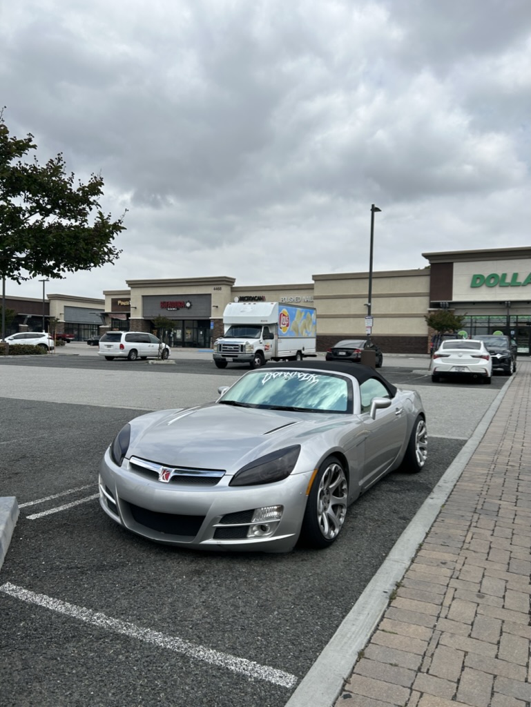 2008 Saturn Sky - Image 1