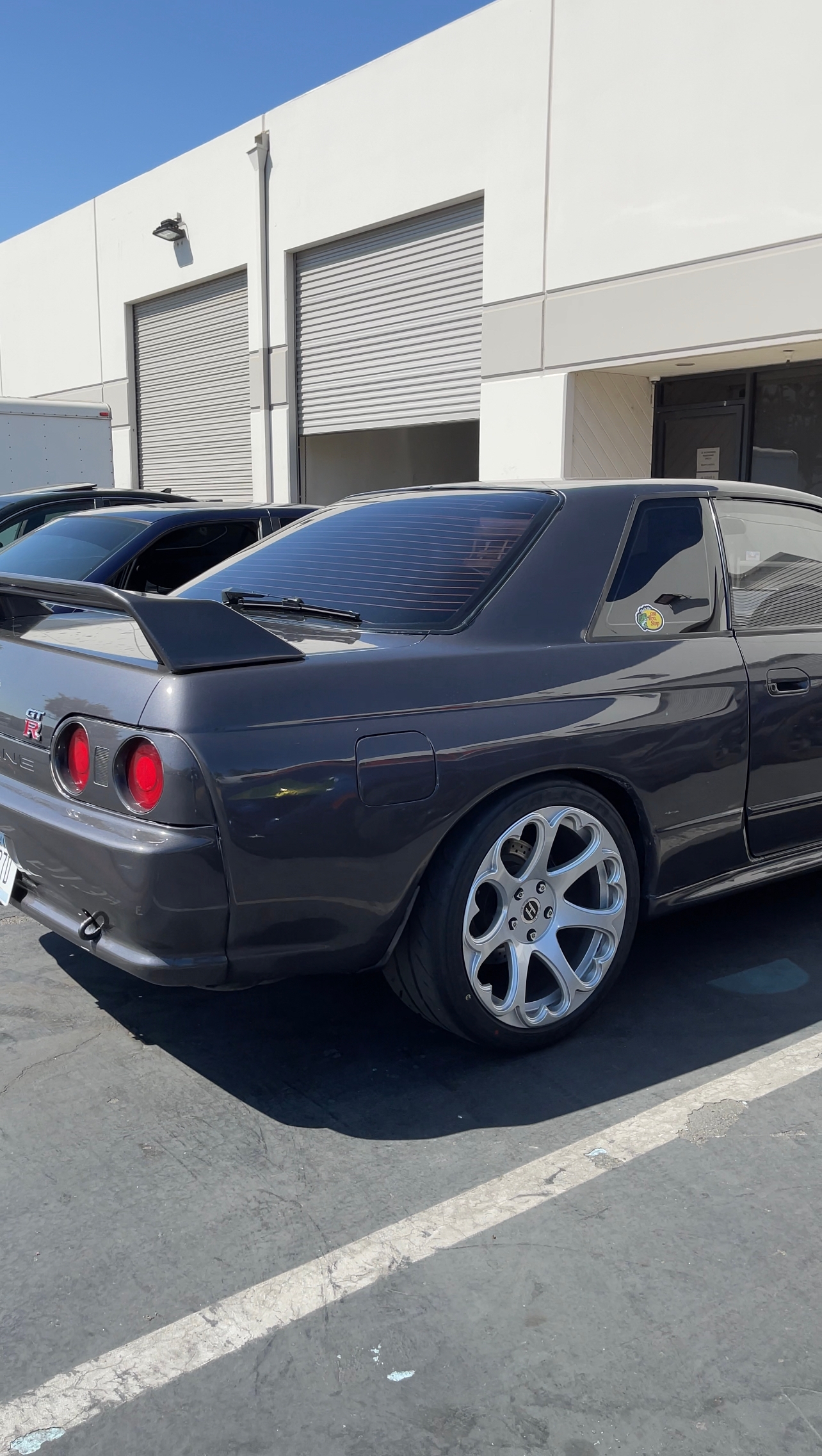 1990 Nissan Skyline - Image 2