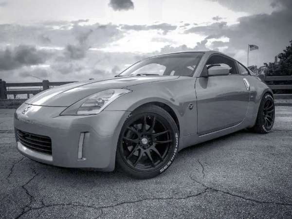 2009 Nissan 350Z - Image 5