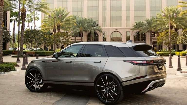 2018 Land Rover Range Rover Velar - Image 1
