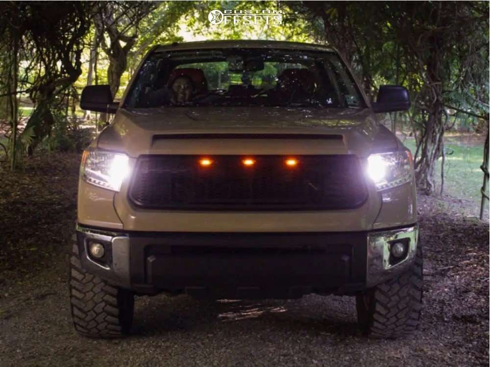 2017 Toyota Tundra - Image 3