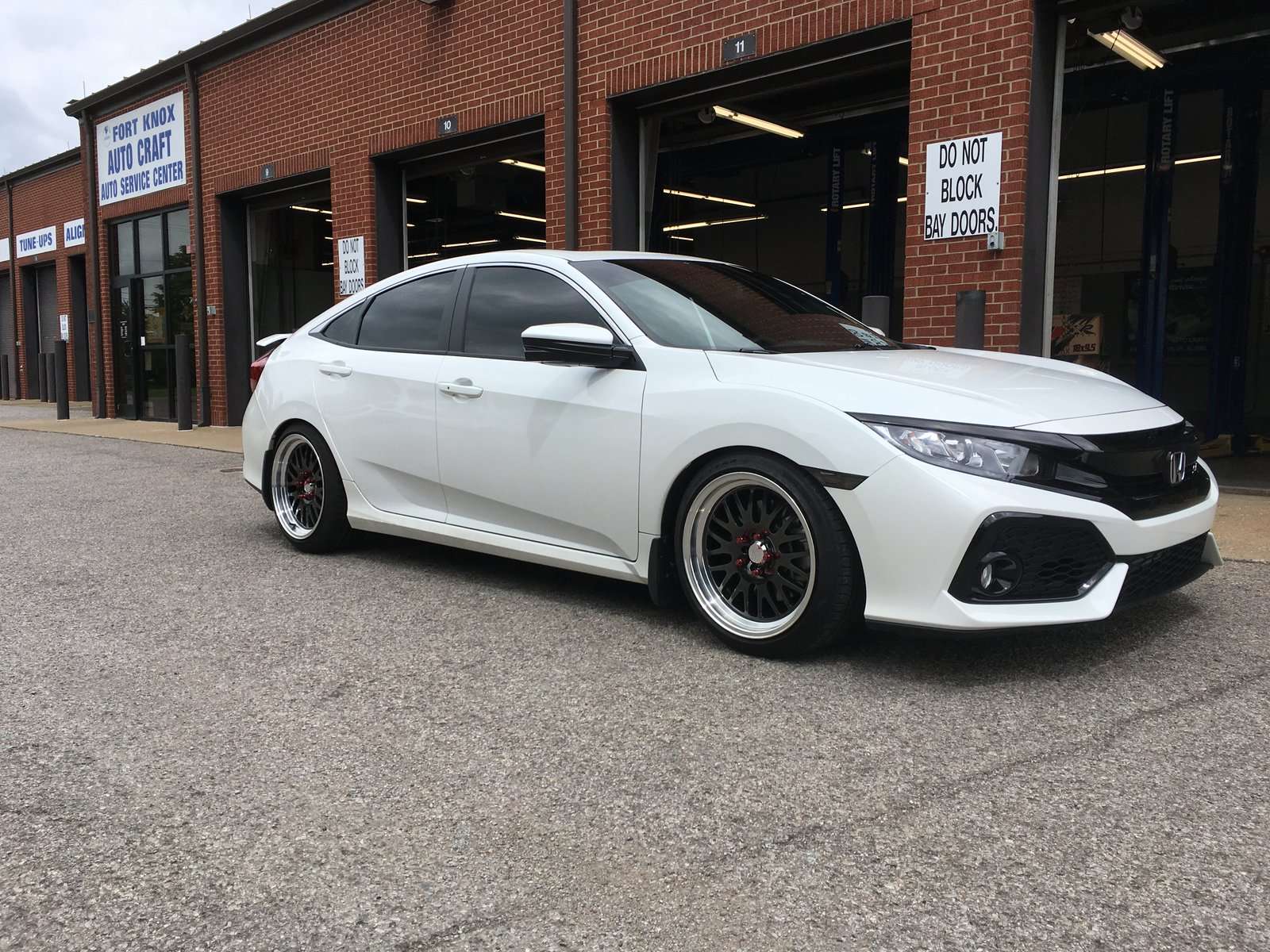 2018 Honda Civic - Image 1
