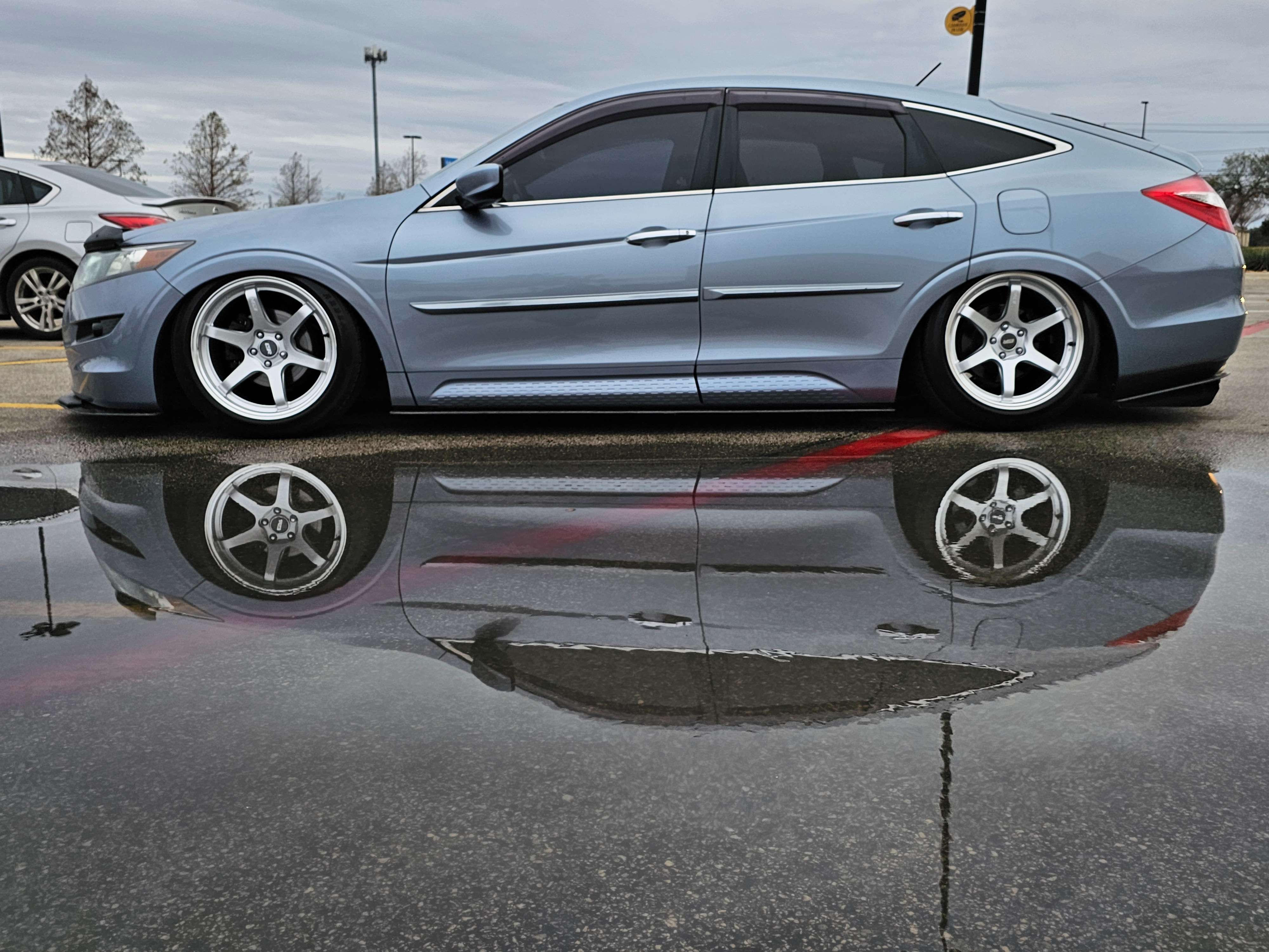 2010 Honda Accord Crosstour - Image 2