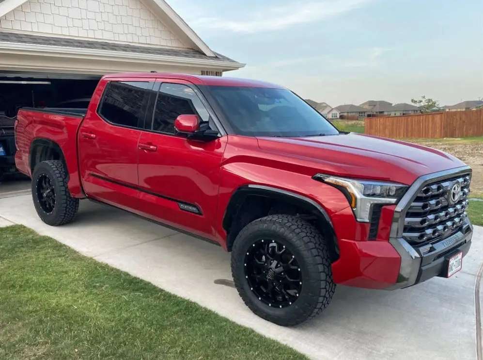2022 Toyota Tundra - Image 1