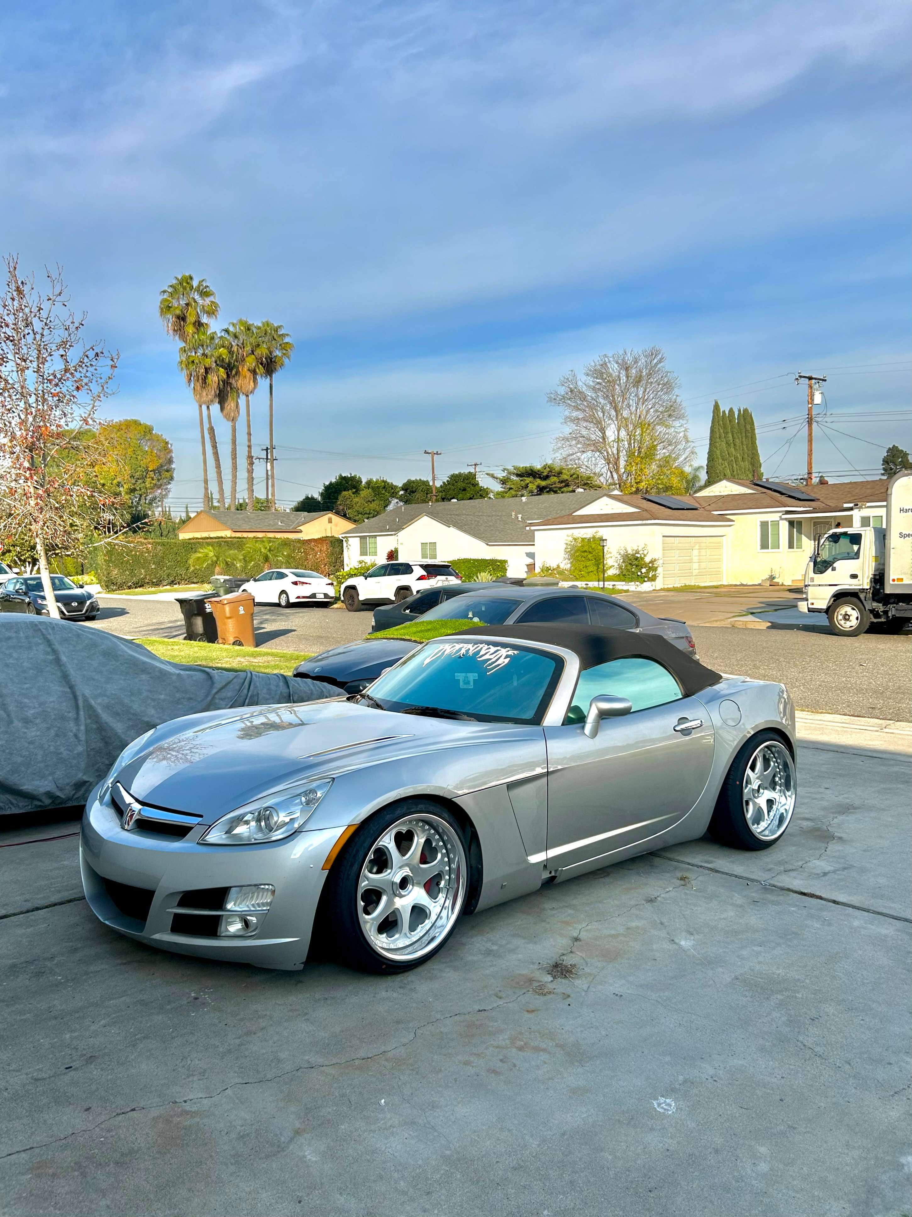 2008 Saturn Sky - Image 2