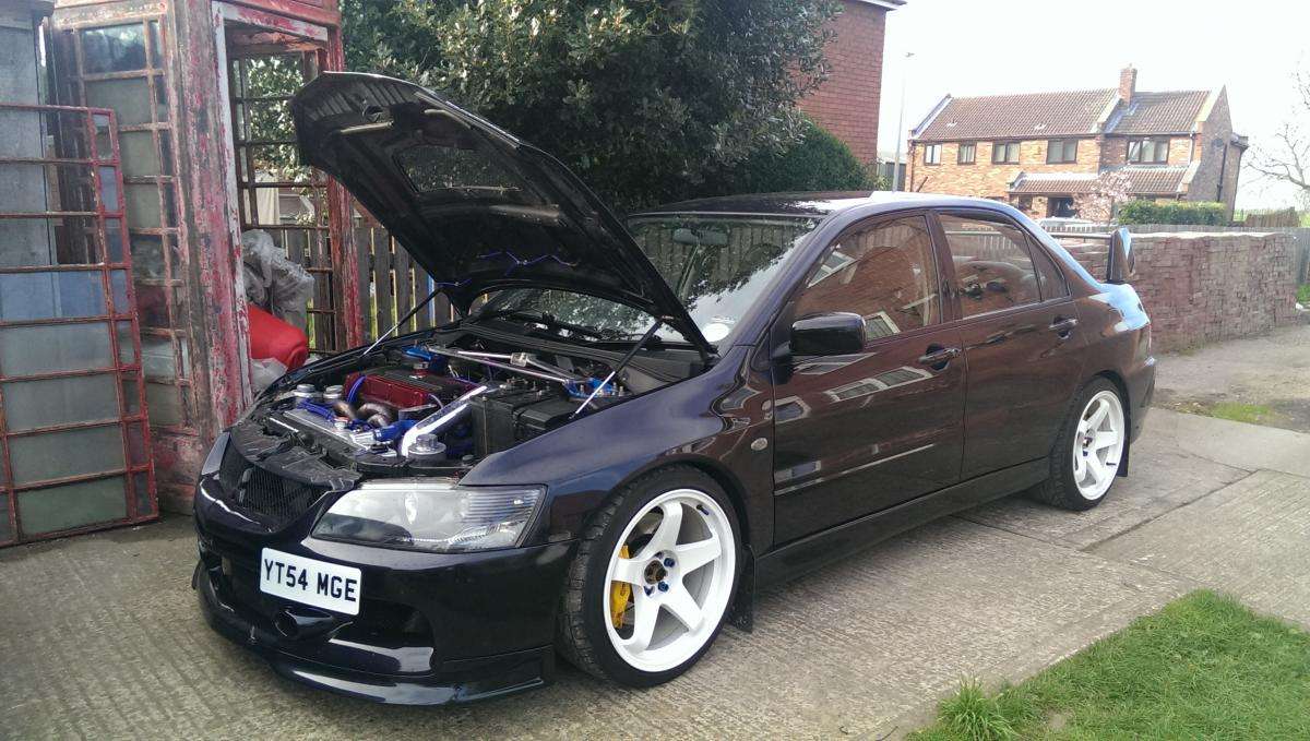 2003 Mitsubishi Lancer - Image 1