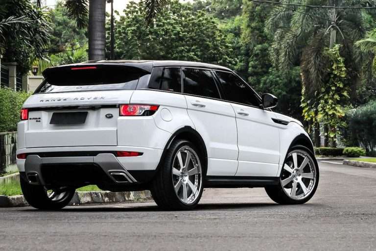 2013 Land Rover Range Rover Evoque - Image 4