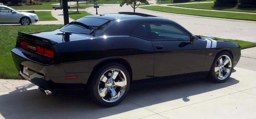 2011 Dodge Challenger - Image 3