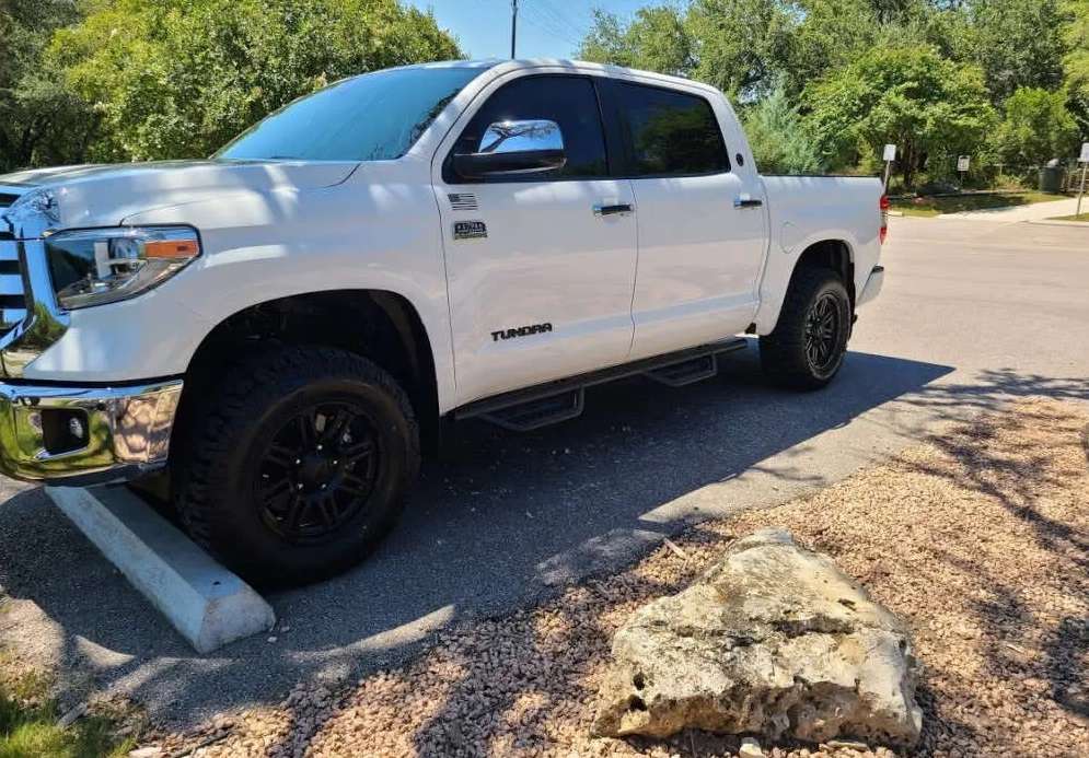 2019 Toyota Tundra - Image 1