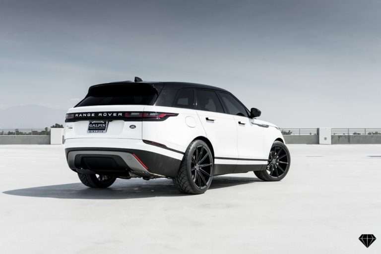 2018 Land Rover Range Rover Velar - Image 4