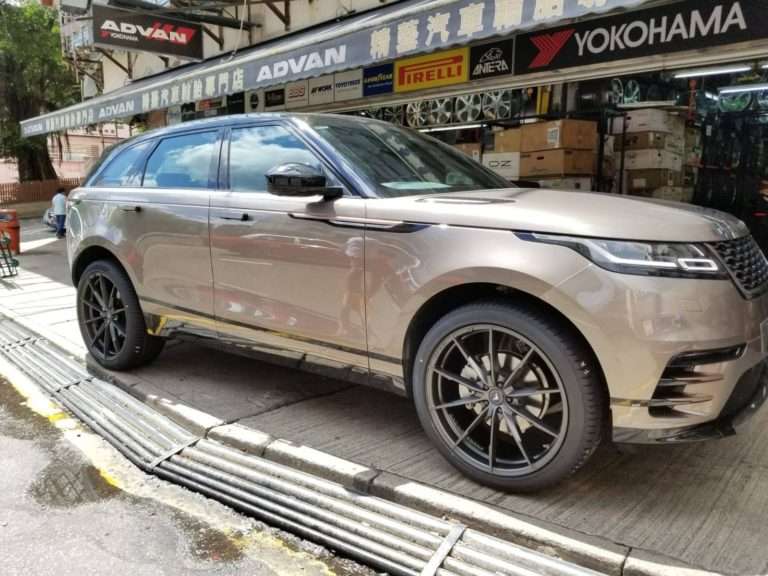 2019 Land Rover Range Rover Velar - Image 1