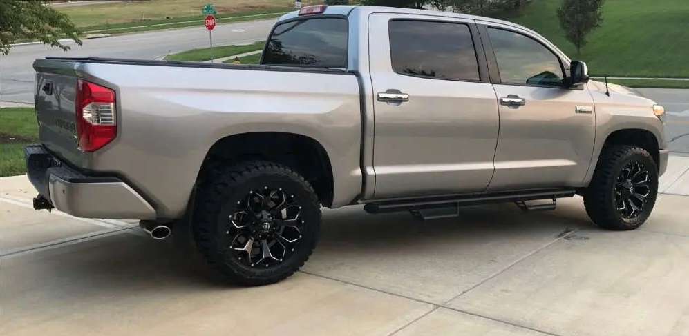 2018 Toyota Tundra - Image 4