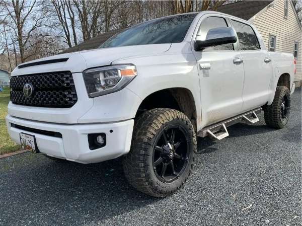 2019 Toyota Tundra - Image 5
