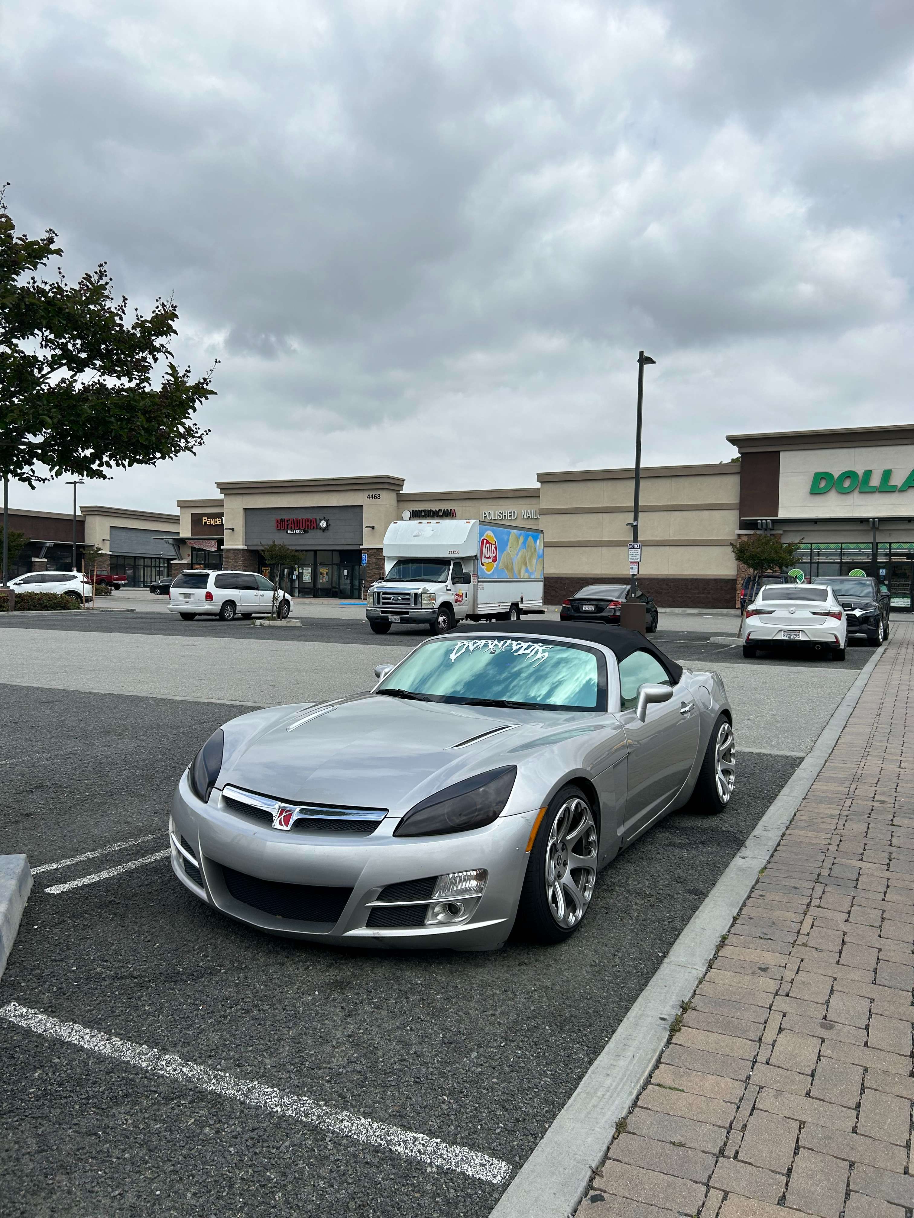 2008 Saturn Sky - Image 1