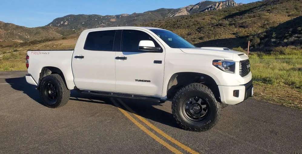 2020 Toyota Tundra - Image 3