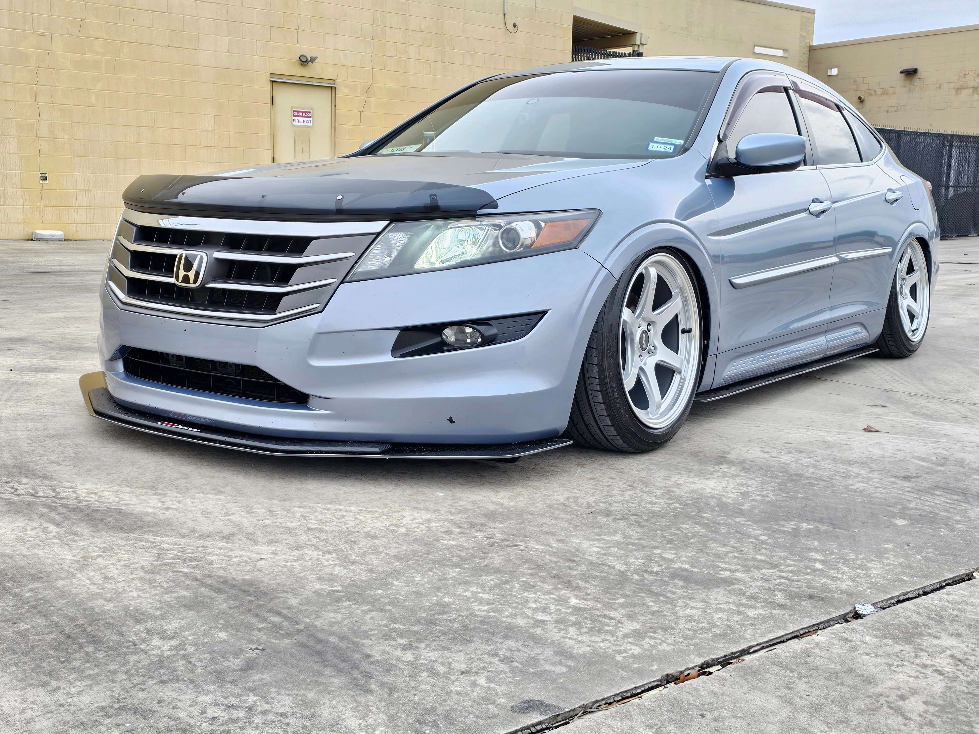 2010 Honda Accord Crosstour - Image 1