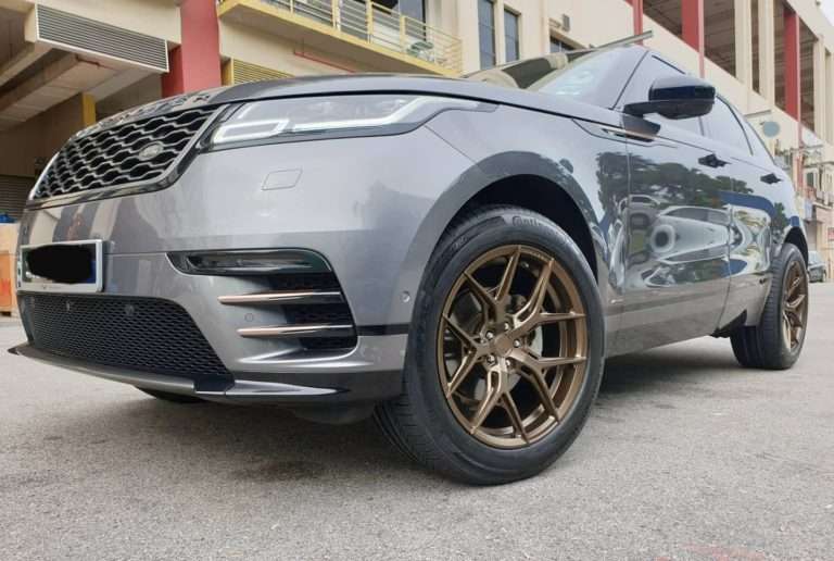 2022 Land Rover Range Rover Velar - Image 1